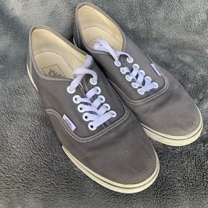 Gray Vans Authentic UNISEX M- Size 6 ; W- Size 7.5